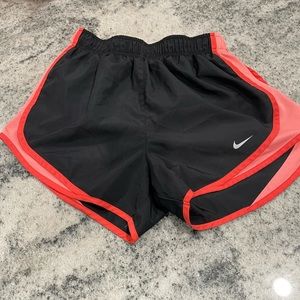 Womens Nike Tempo Short
